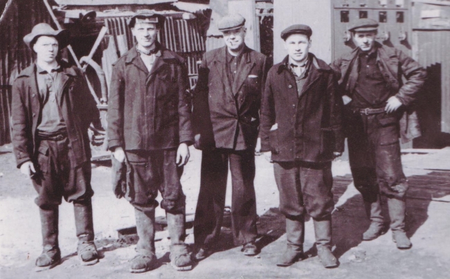 сотрудники прокатного цеха. 1950-е годы