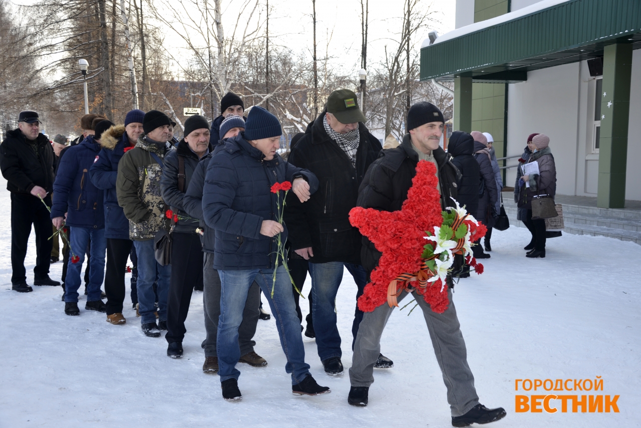 Отметили февраль. Акции к 15 февраля для воинов интернационалистов. День вывода войск из Афганистана в ниж Новгороде в 2016. Афганцы нижней салды. 15 Февраля в верхней Салде.